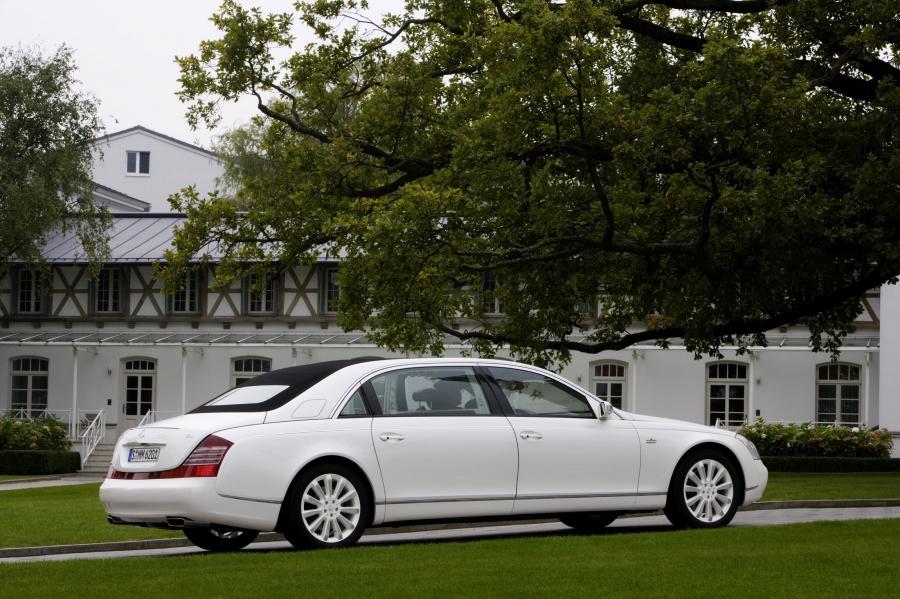 Maybach 62S Landaulet Concept 2007 года  (фото 18 из 36)